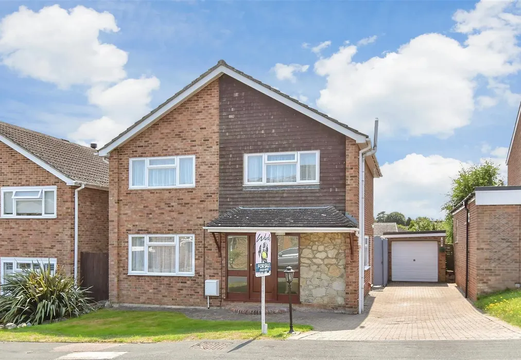 Front Web - Langdale Rise, Maidstone, Kent - Wards of Kent