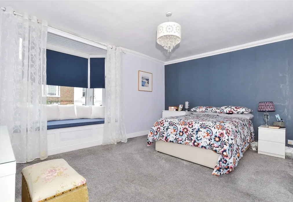 Bedroom 1 - Charles Street, Herne Bay, Kent - Wards of Kent