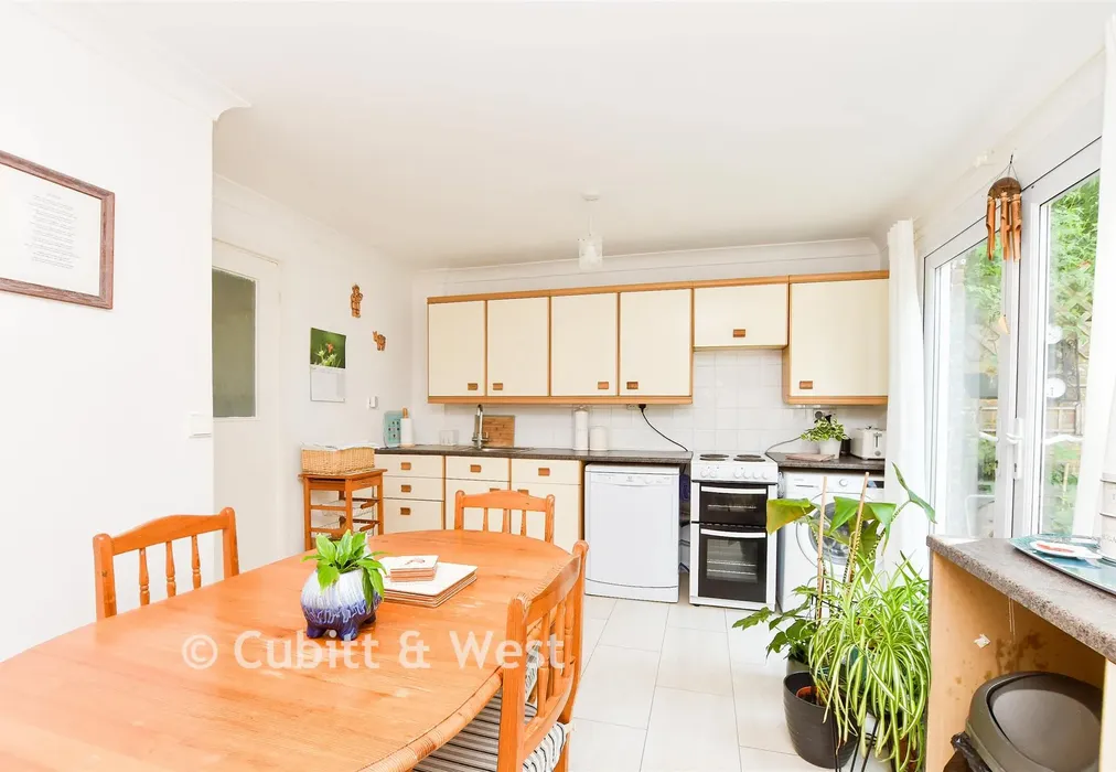 Kitchen/Diner - Adamson Court, Crawley, West Sussex - Wards of Kent