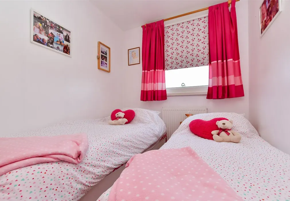 Bedroom 3 - Adamson Court, Crawley, West Sussex - Wards of Kent