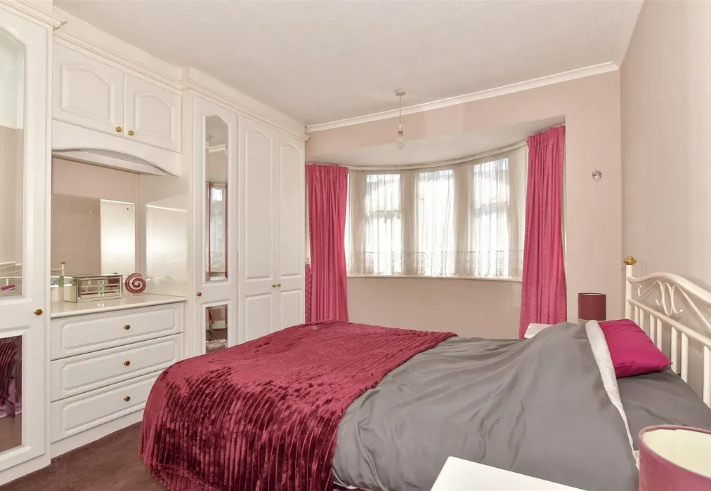 Bedroom 1 - Hawley Road, Dartford, Kent - Wards of Kent
