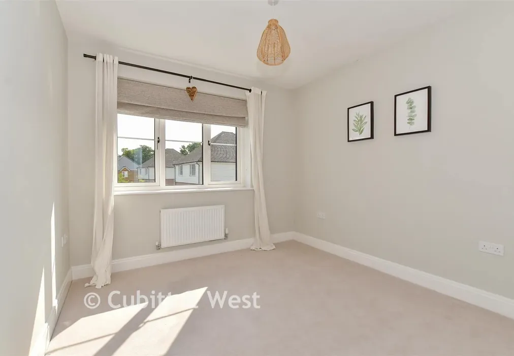 Bedroom 2 - Foresters Way, Pease Pottage, Crawley, West Sussex - Wards of Kent