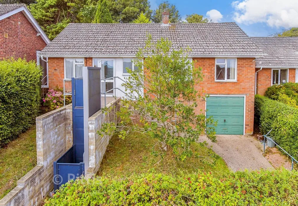 External (Web)* - Chatfield Lodge, Newport, Isle of Wight - Wards of Kent