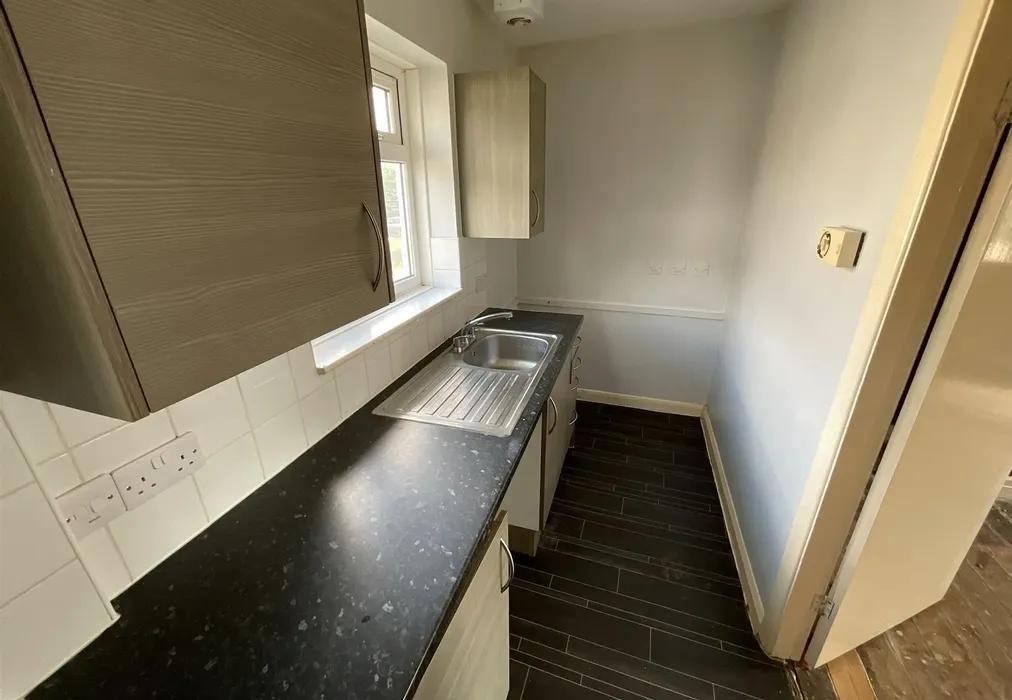 Kitchen - Ellen Avenue, Ramsgate, Kent - Wards of Kent