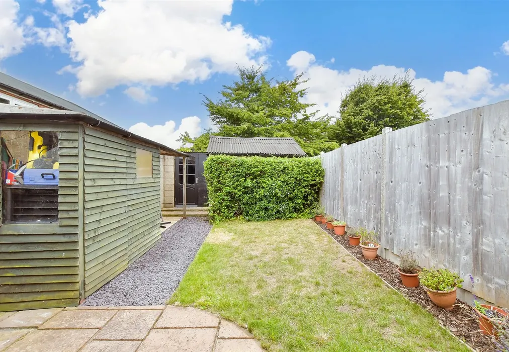 Rear Garden - Church Road, Rustington, West Sussex - Wards of Kent