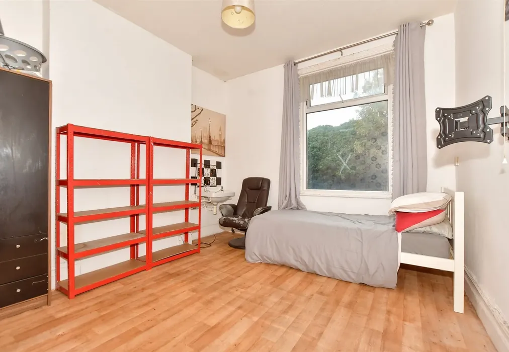 Bedroom 3 - Eaton Road, Margate, Kent - Wards of Kent