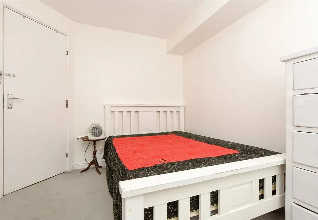 Bedroom 2 - Fiveacre Close, Thornton Heath, Surrey - Wards of Kent