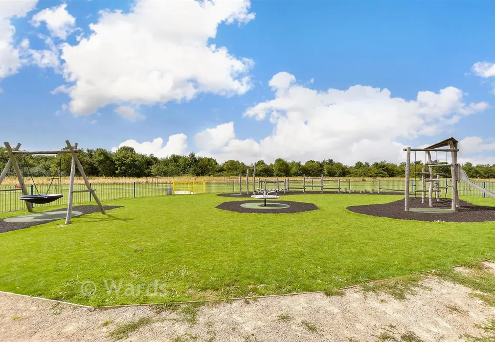 Surrounding Area - Wheatsheaf Square, Whitfield, Kent - Wards of Kent