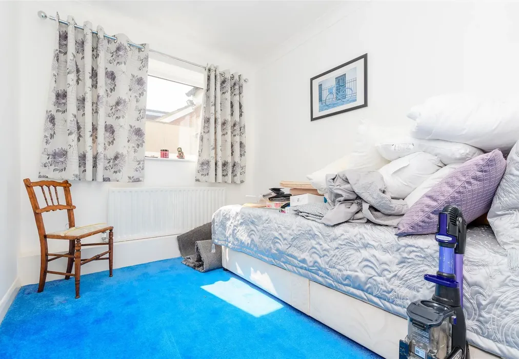 Bedroom 3 - Biddenden Way, Istead Rise, Kent - Wards of Kent