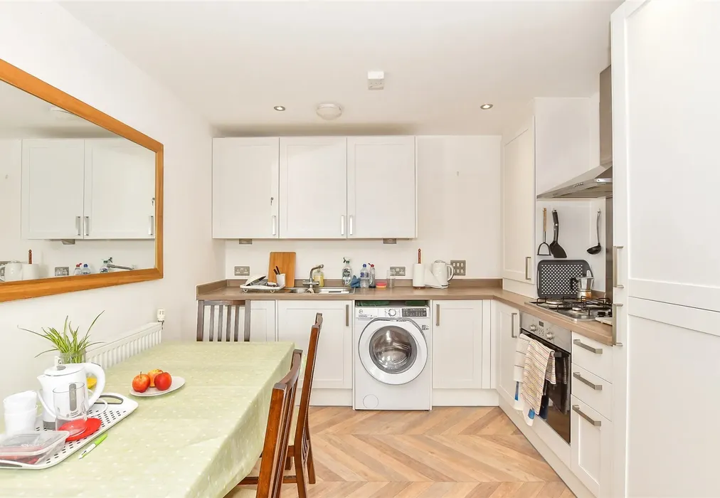 Kitchen/ Living/ Dining Room - Avebury Avenue, Tonbridge, Kent - Wards of Kent