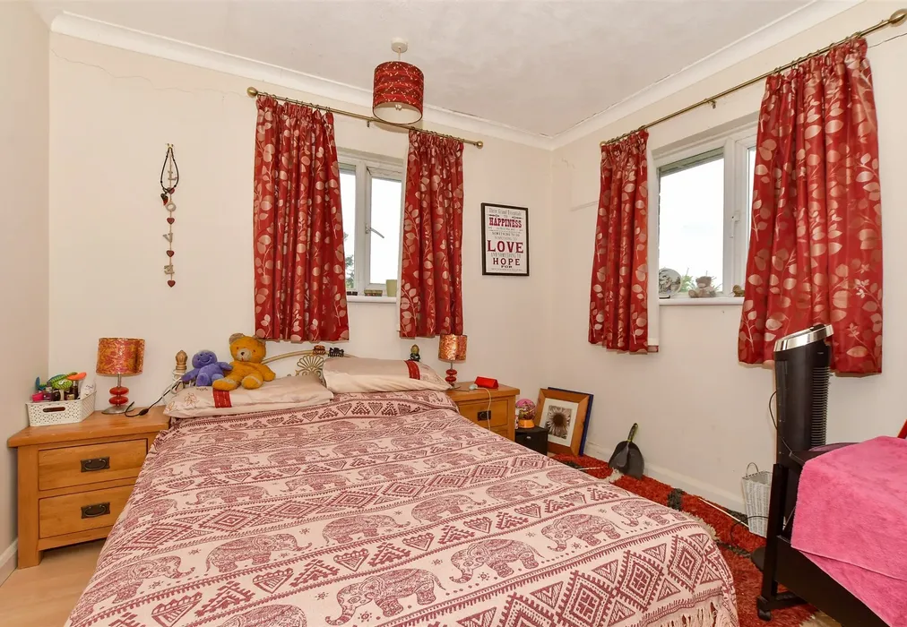 Bedroom 2 - The Sands, Ashington, Pulborough, West Sussex - Wards of Kent