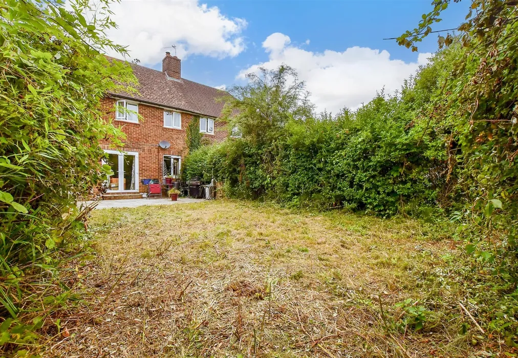 Rear Garden - The Sands, Ashington, Pulborough, West Sussex - Wards of Kent