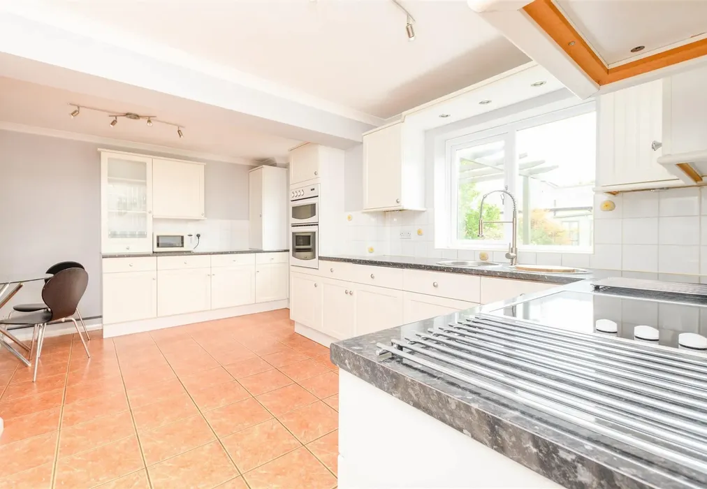Kitchen - The Briars, West Kingsdown, Sevenoaks, Kent - Wards of Kent
