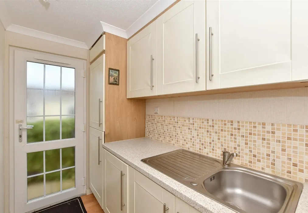 Utility - Woodlands Park, Biddenden, Ashford, Kent - Wards of Kent