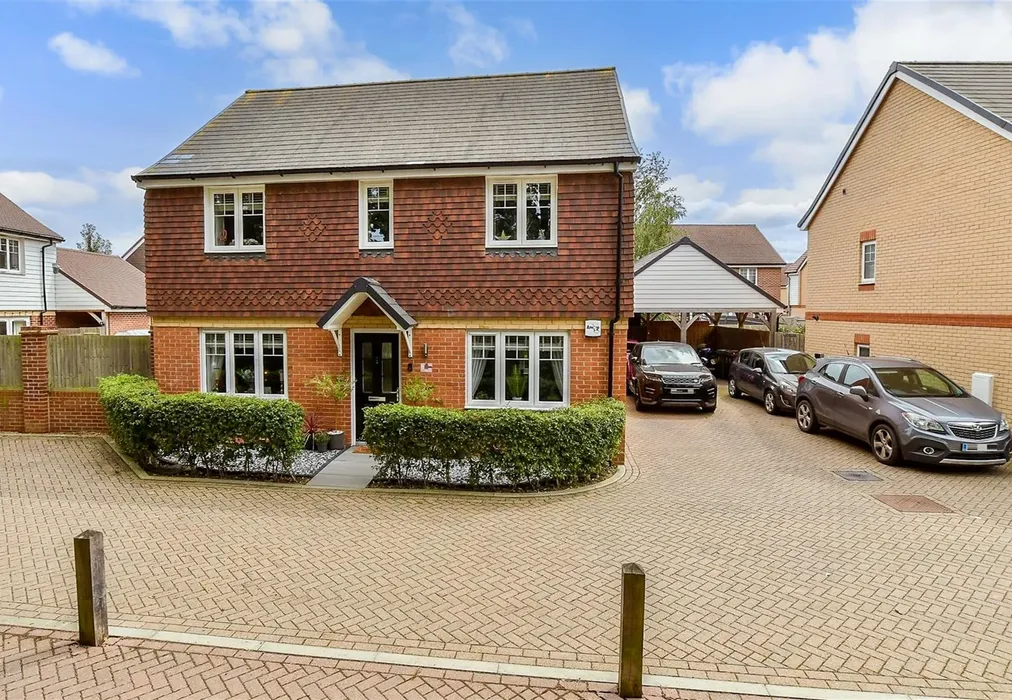 External (Web) - Blenheim Place, Headcorn, Kent - Wards of Kent