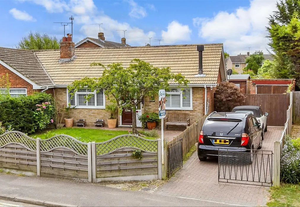 External (Web) - Rushford Close, Headcorn, Kent - Wards of Kent