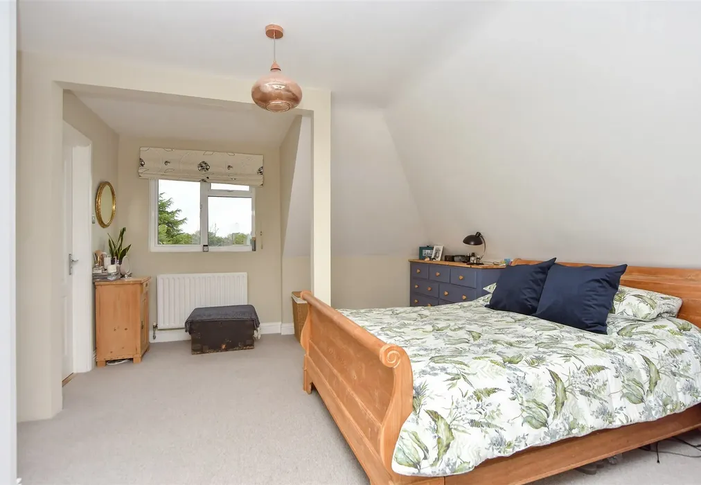 Bedroom 1 - Broadview Avenue, Rainham, Gillingham, Kent - Wards of Kent