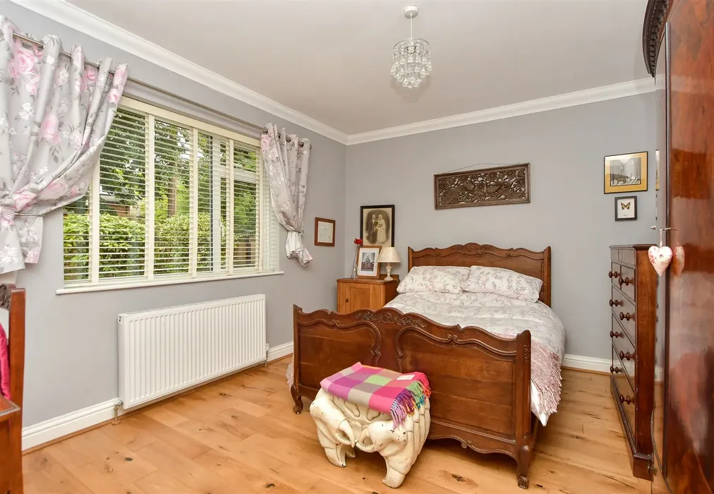 Guest/Sitting Room - Broadview Avenue, Rainham, Gillingham, Kent - Wards of Kent