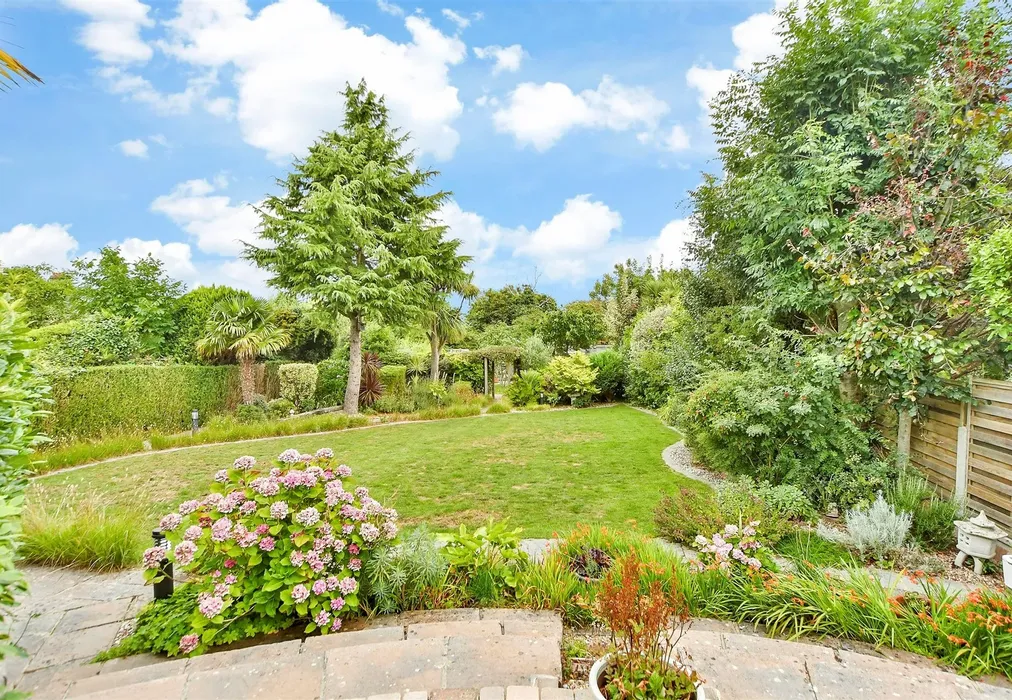 Rear Garden - Broadview Avenue, Rainham, Gillingham, Kent - Wards of Kent