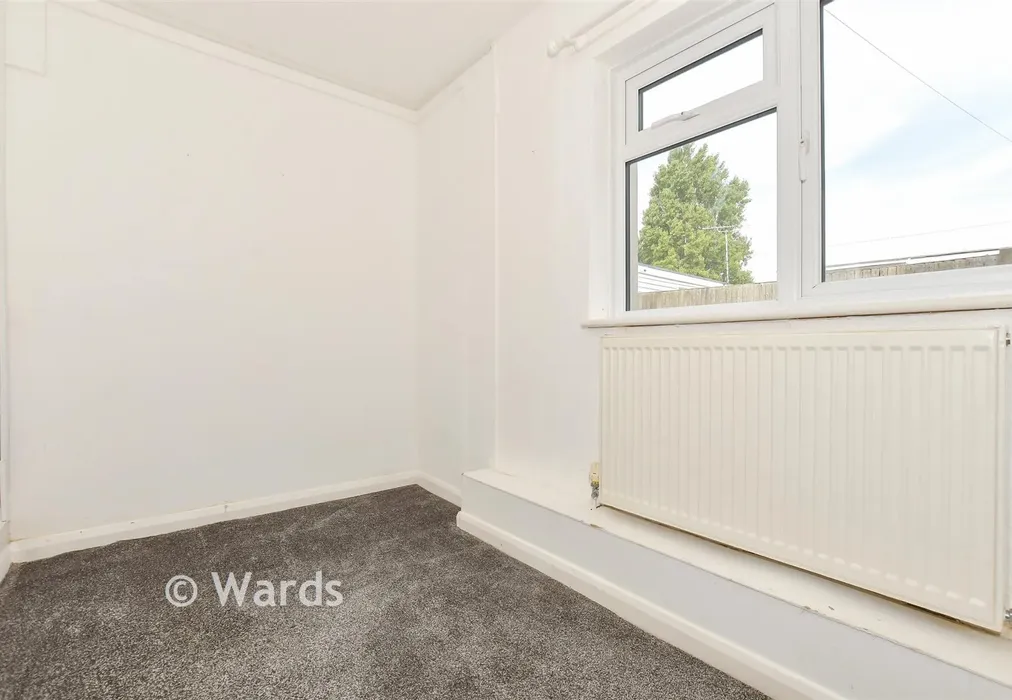 Guest Room - Tankerton Road, Whitstable, Kent - Wards of Kent