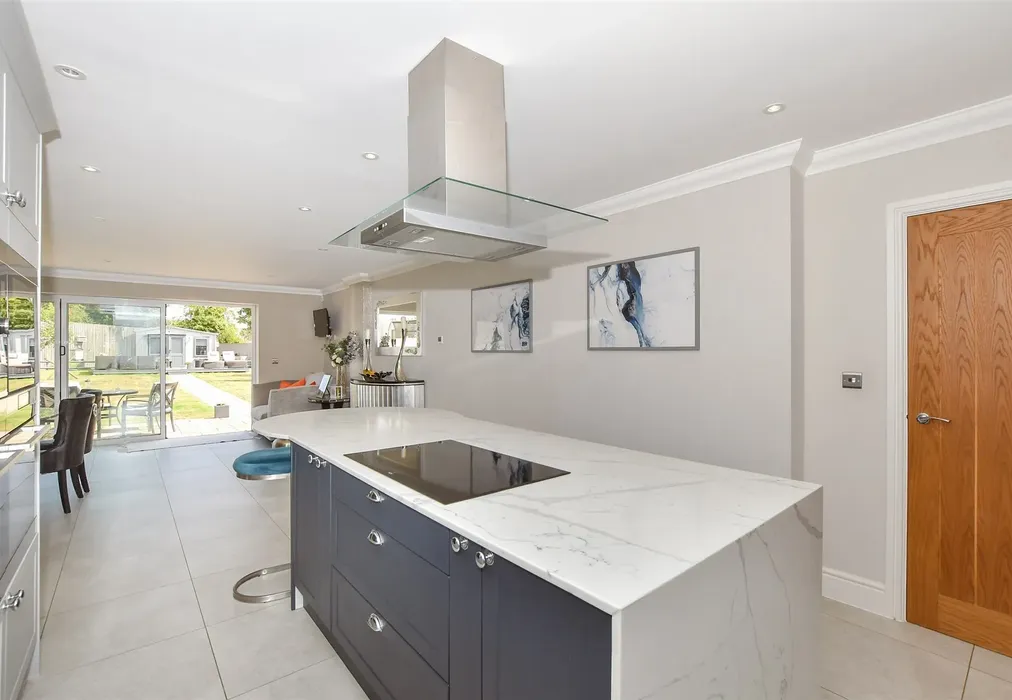 Kitchen/Diner - Valdene Close, Sutton Valence, Maidstone, Kent - Wards of Kent