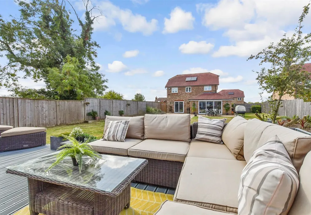 Patio / Decking - Valdene Close, Sutton Valence, Maidstone, Kent - Wards of Kent