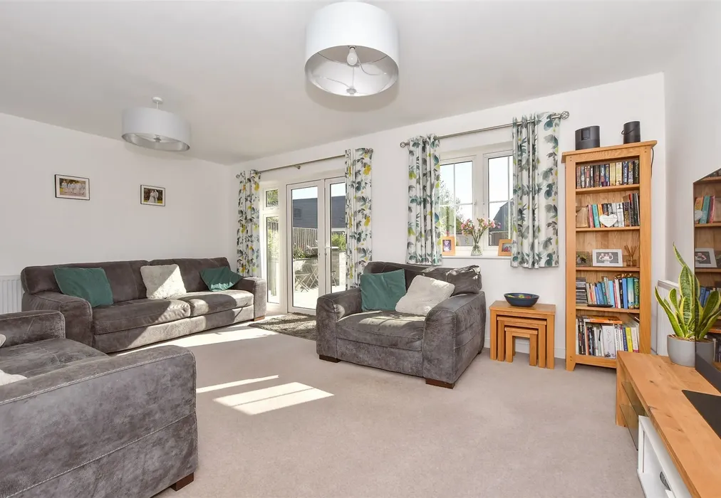 Lounge - Juniper Court, Headcorn, Kent - Wards of Kent