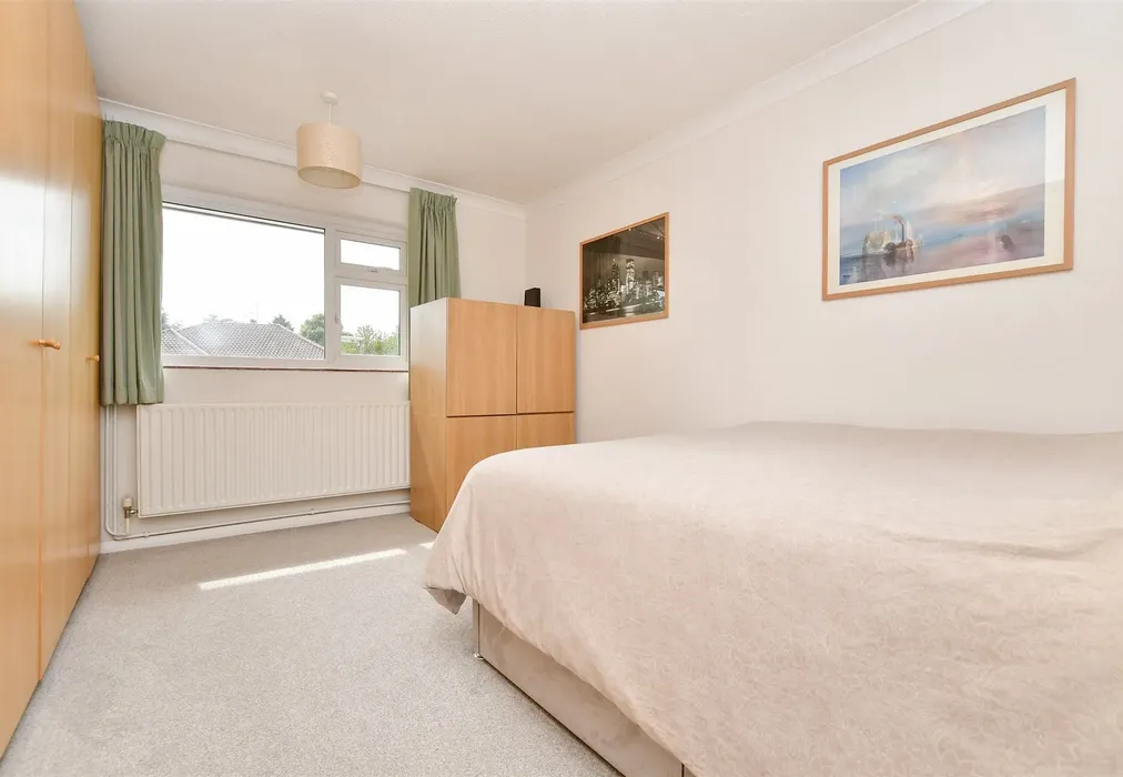 Bedroom 1 - Cheviot Close, Banstead, Surrey - Wards of Kent