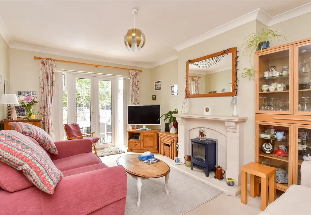 Lounge - Rustington Road, Hollingbury, Brighton, East Sussex - Wards of Kent