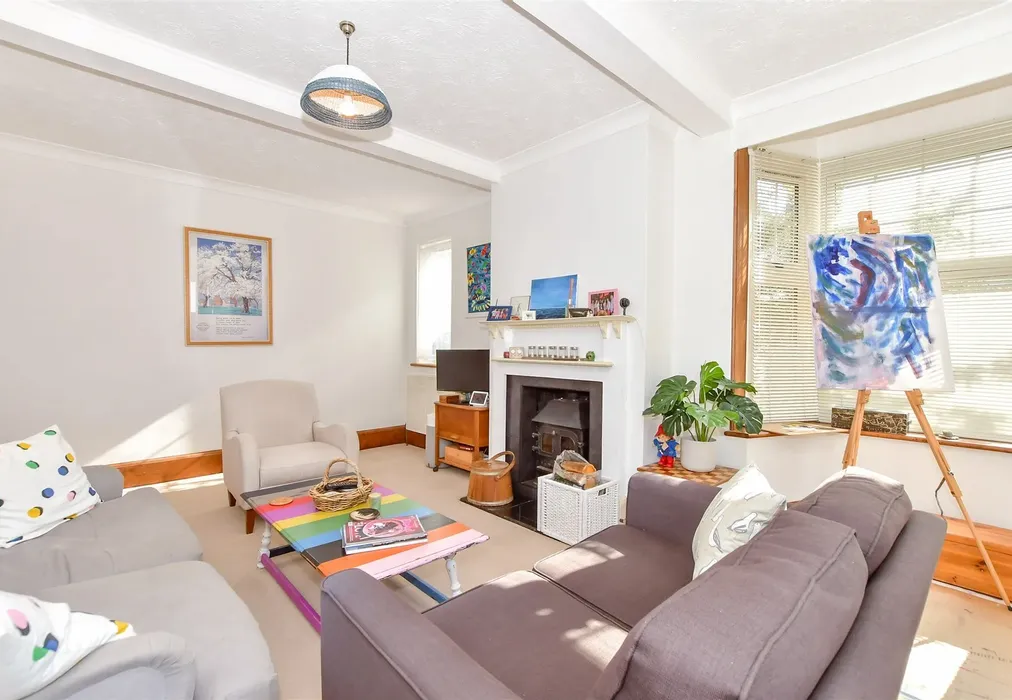 Lounge - Irvine Road, Littlehampton, West Sussex - Wards of Kent