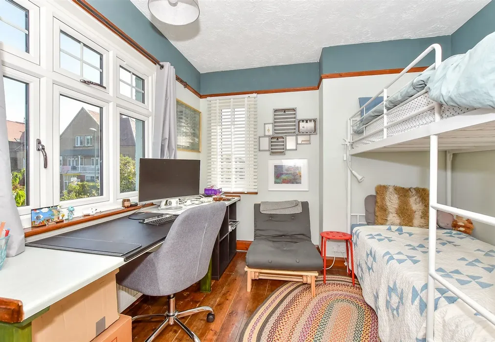 Bedroom 3 - Irvine Road, Littlehampton, West Sussex - Wards of Kent