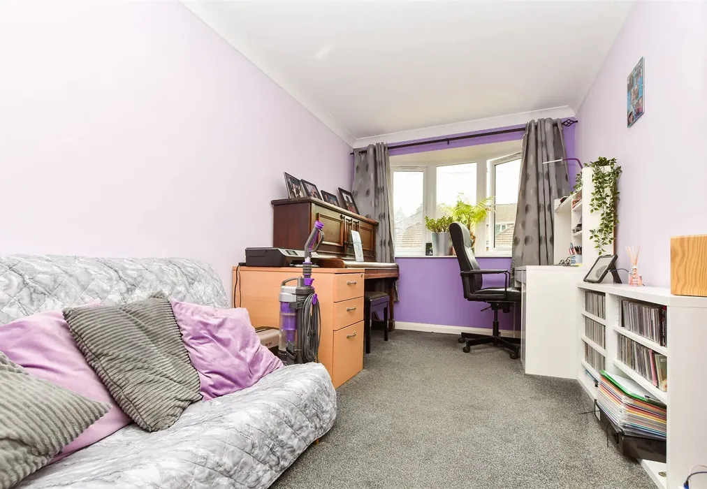 Study/ Dining Room - Bentsbrook Road, North Holmwood, Dorking, Surrey - Wards of Kent