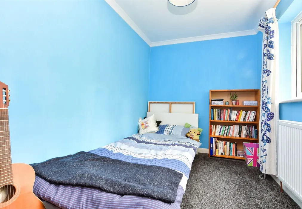 Bedroom 3 - Bentsbrook Road, North Holmwood, Dorking, Surrey - Wards of Kent