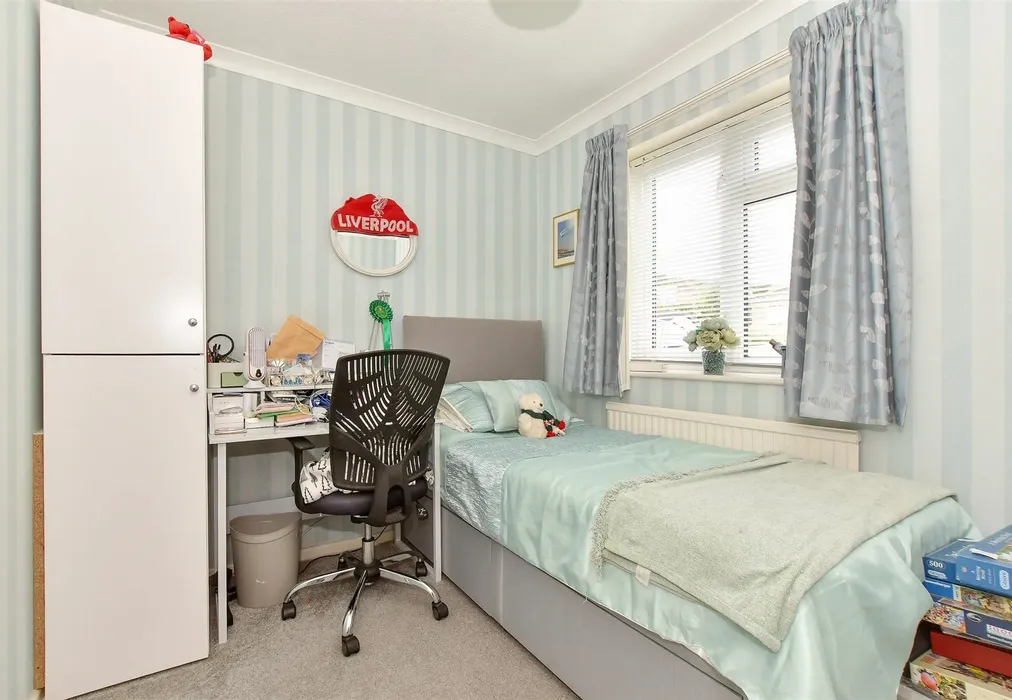 Bedroom 3 - Forest Way, Winford, Sandown, Isle of Wight - Wards of Kent