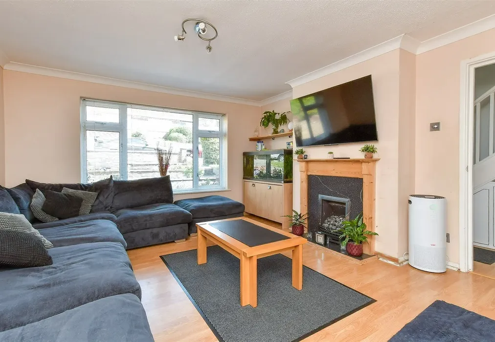 Lounge - Brentwood Road, Brighton, East Sussex - Wards of Kent