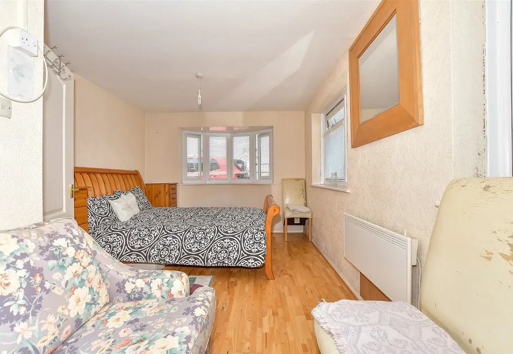 Bedroom 2 - Woodland Way, Dymchurch, Romney Marsh, Kent - Wards of Kent