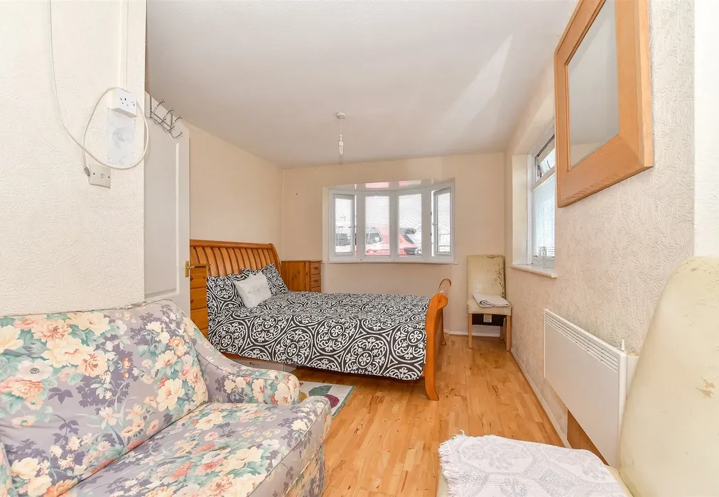 Bedroom 2 - Woodland Way, Dymchurch, Romney Marsh, Kent - Wards of Kent