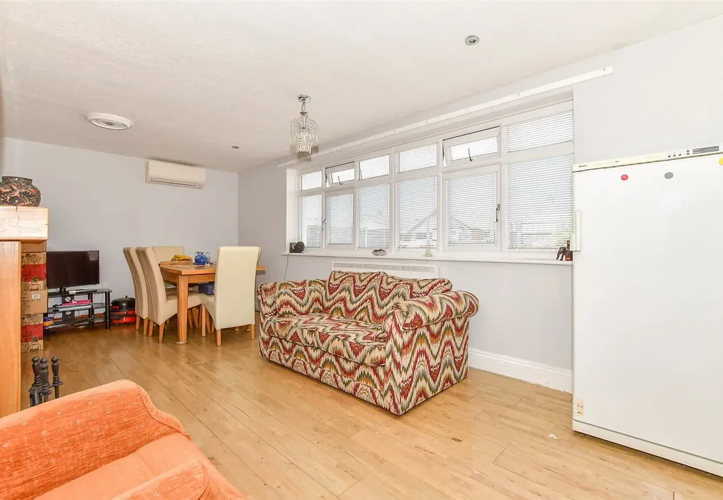 Dining Room - Woodland Way, Dymchurch, Romney Marsh, Kent - Wards of Kent
