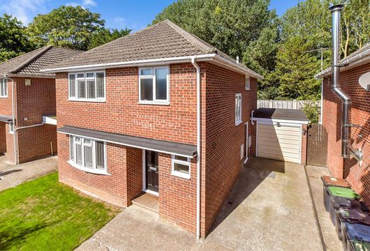 Swallow Close, Havant, Hampshire - Wards of Kent