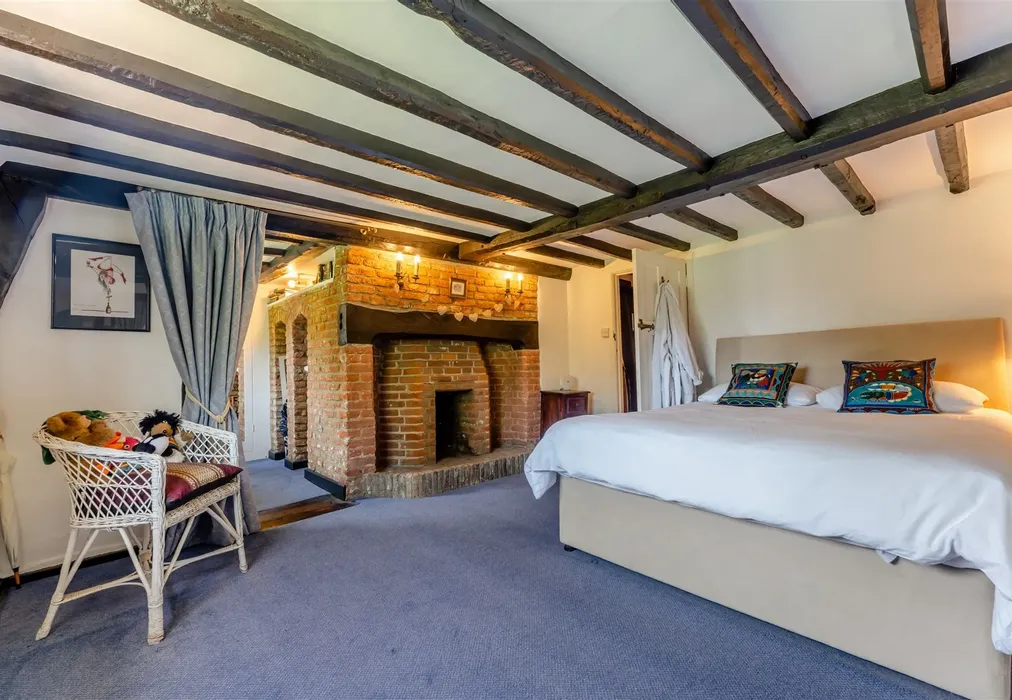 Bedroom 6 - Elham, Canterbury, Kent - Wards of Kent