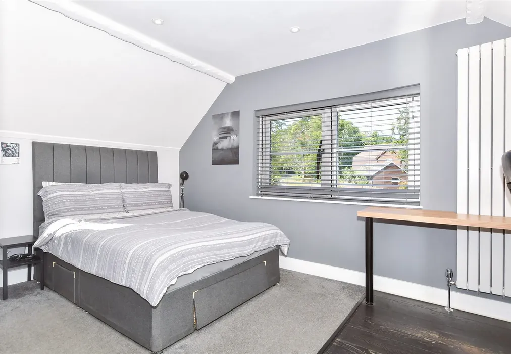 Bedroom 2 - Robin Hood Lane (Lower), Walderslade, Chatham, Kent - Wards of Kent
