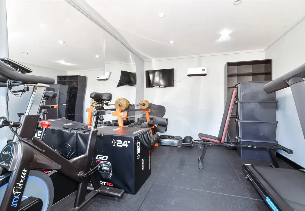 Gym - Robin Hood Lane (Lower), Walderslade, Chatham, Kent - Wards of Kent