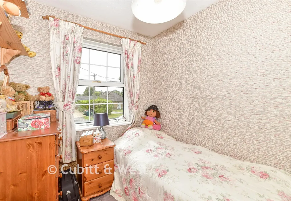 Bedroom 3 - Green Lane, Northgate, West Sussex - Wards of Kent