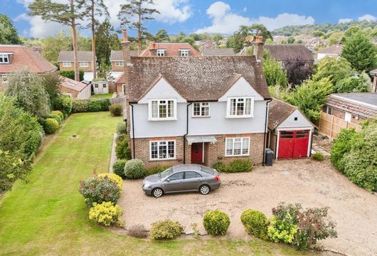 Dovers Green Road, Reigate, Surrey - Wards of Kent