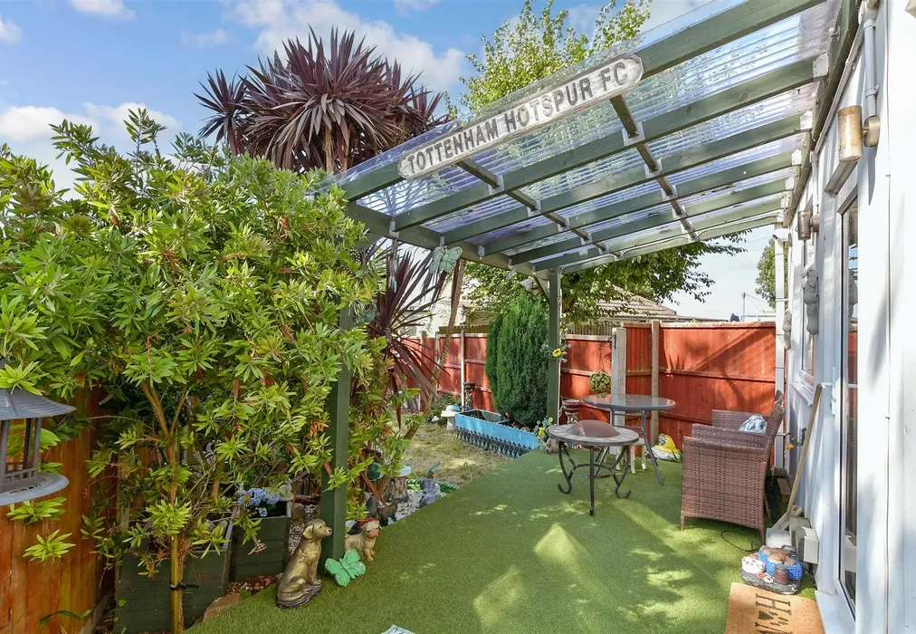 Rear Garden - Chapel Street, Minster-On-Sea, Sheerness, Kent - Wards of Kent