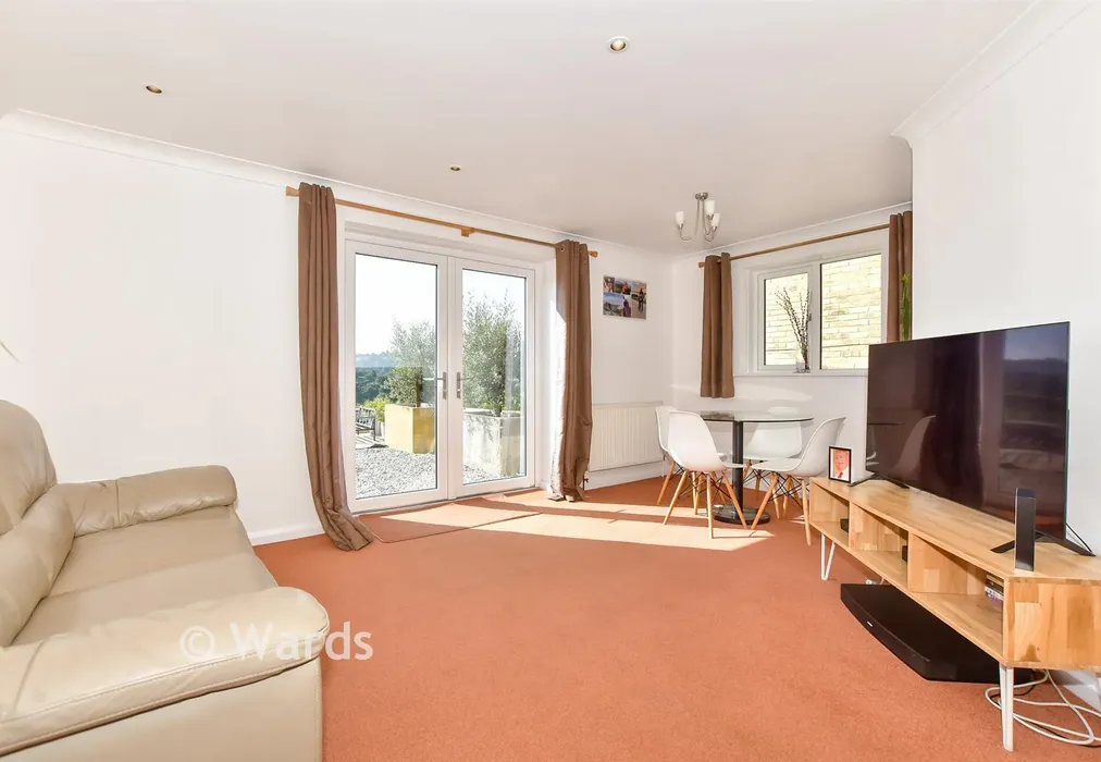 Lounge/Diner - Harbour View Road, Dover, Kent - Wards of Kent