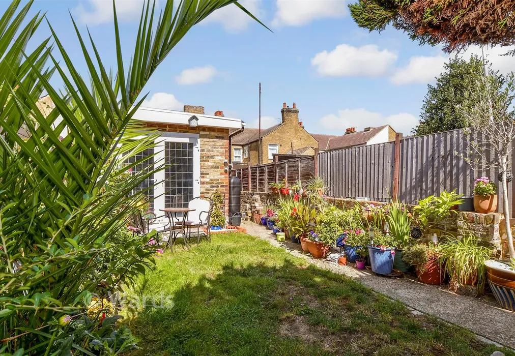 Rear Garden - Wellesley Road, Sheerness, Kent - Wards of Kent