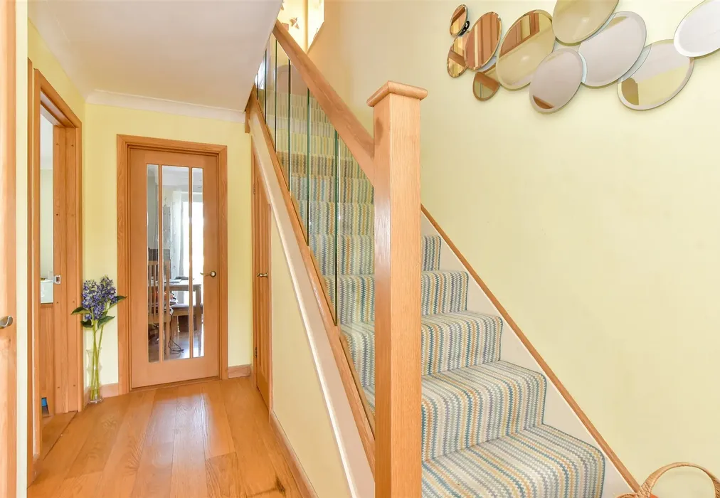 Internal Lifestyle Photograph - Derwent Close, Waterlooville, Hampshire - Wards of Kent