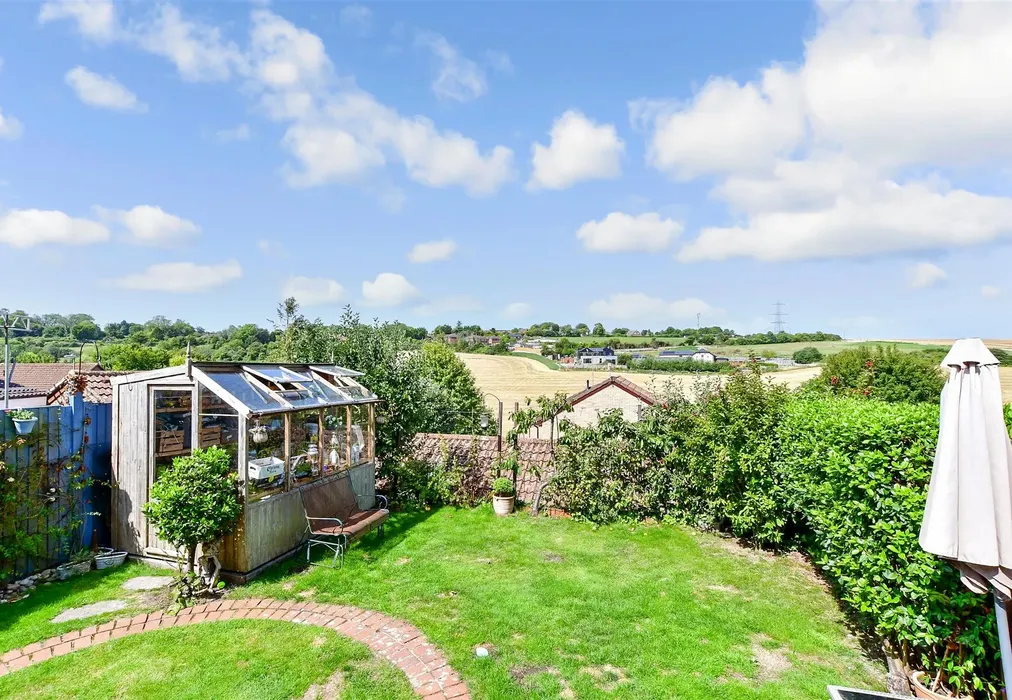 Rear Garden - Derwent Close, Waterlooville, Hampshire - Wards of Kent