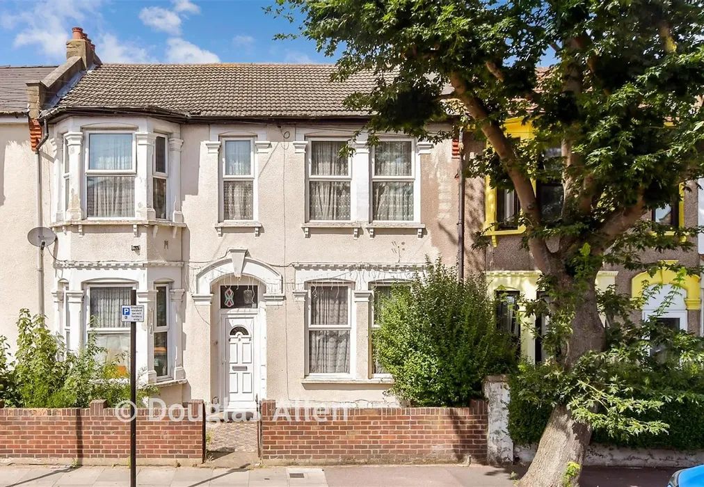Front Web A - Shelley Avenue, London - Wards of Kent